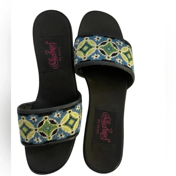 PAIGE Needlepoint Sandals Blue Yellow Leather Lined Women’s Shoes Size 8 8.5 - Picture 2 of 5